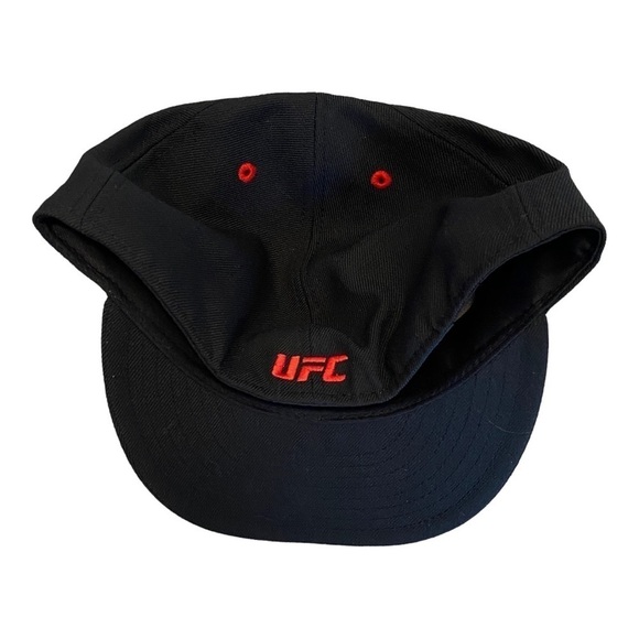 UFC HAT - RARE 2010 - Red/black - Picture 5 of 5